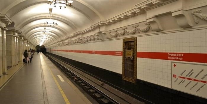 График движения метро в Санкт-Петербурге