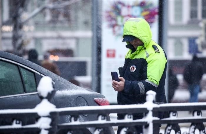 Снимок, сделанный Валерием Шарифулиным и опубликованный в ТАСС, претерпел трансформацию.